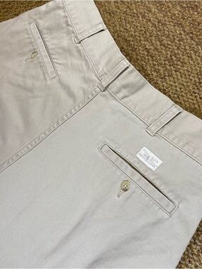 VTG Polo Ralph Lauren Men’s size 34 Cream Chino shorts